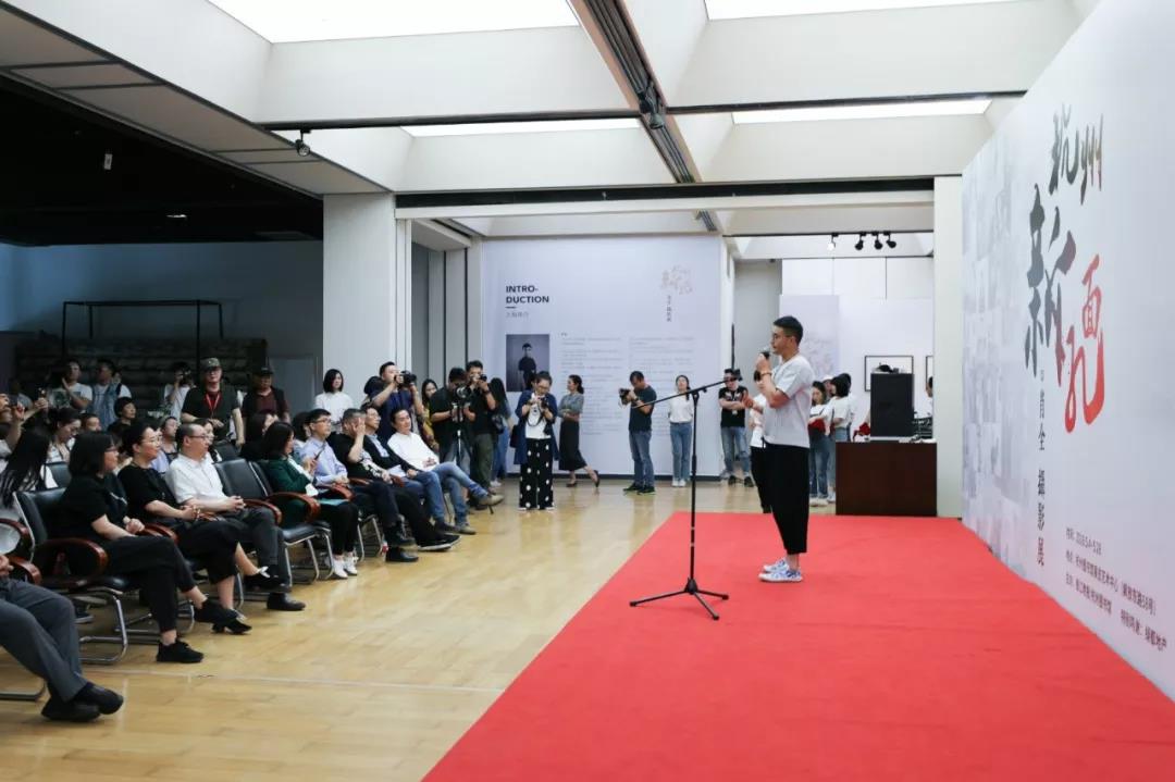 时隔一载，美好再续，allwincity万象城地产&amp;肖全荆门新面庞摄影展温情启幕